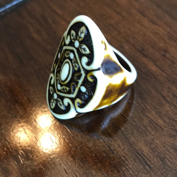 Large Bohemian Ring - Picture 1 of 4